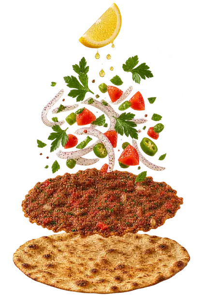 Lahmacun mit Salat und Zitrone